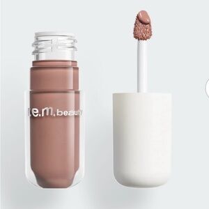 R.E.M Beauty Midnight Shadows Liquid Eyeshadow - Color G2G